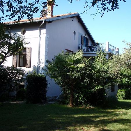 Apartments Miri Zambratija Kültér fotó
