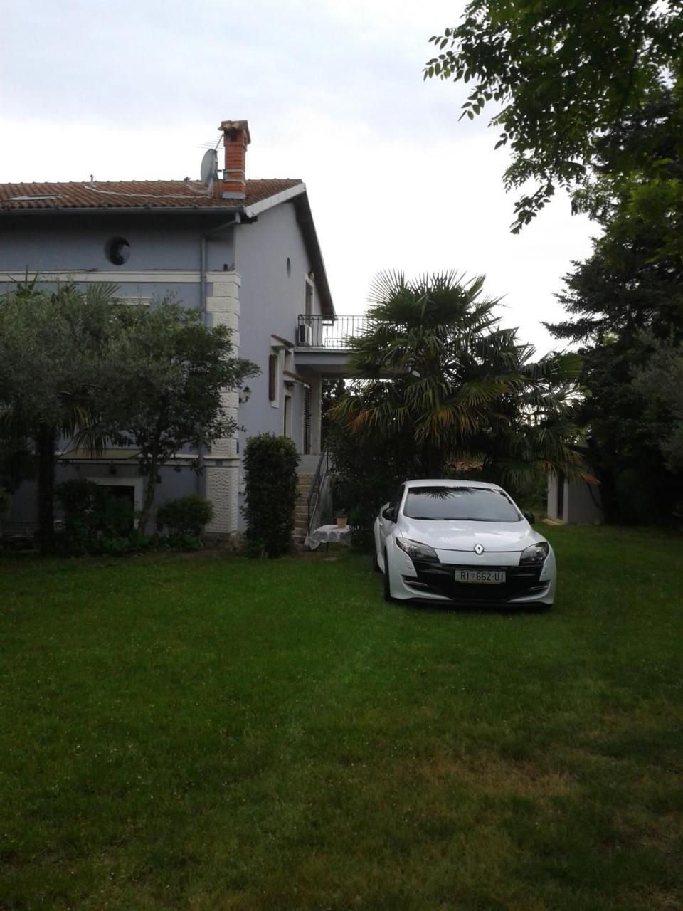 Apartments Miri Zambratija Kültér fotó
